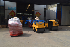 福瑞得機(jī)械手扶雙輪壓路機(jī)，手扶單輪壓路機(jī)，座駕壓路機(jī)及時(shí)包裝發(fā)貨