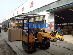 今日福瑞得微動態(tài)--福瑞得機械小型壓路機發(fā)往北京、福建等地